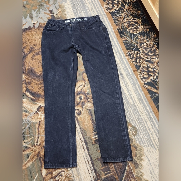 Free World Denim - Black Skinny Jeans with Sleek Fit